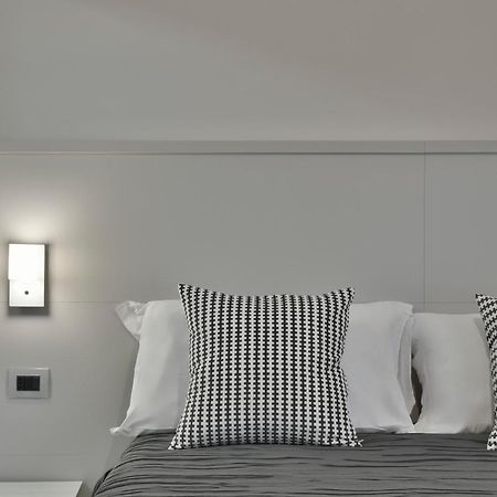 Tolomeo Rooms Laura Exterior foto