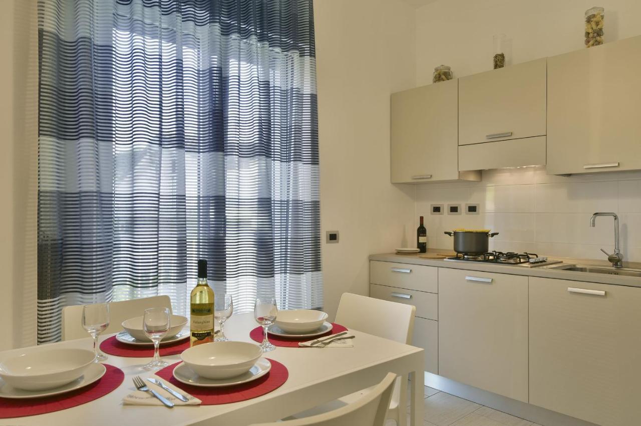 Tolomeo Rooms Laura Exterior foto